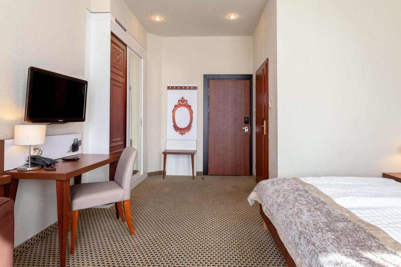 Jantar Hotel & Spa By Zdrojowa Kolobrzeg Ngoại thất bức ảnh