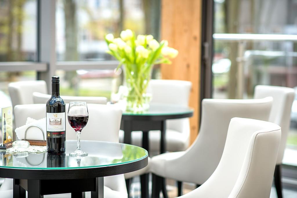 Jantar Hotel & Spa By Zdrojowa Kolobrzeg Ngoại thất bức ảnh