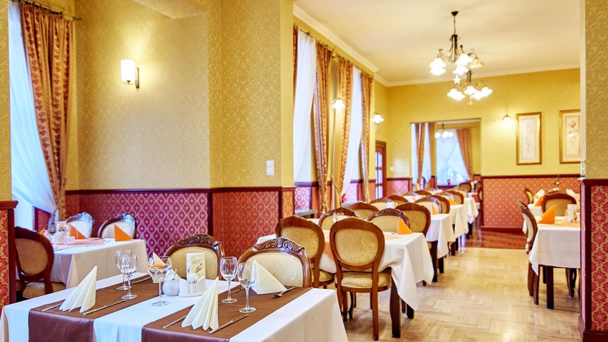 Jantar Hotel & Spa By Zdrojowa Kolobrzeg Ngoại thất bức ảnh